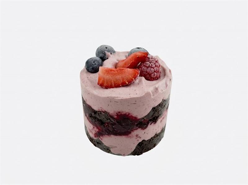 PASTEL CON FRUTOS ROJOS Y CHOCOLATE KETO SIN AZUCAR